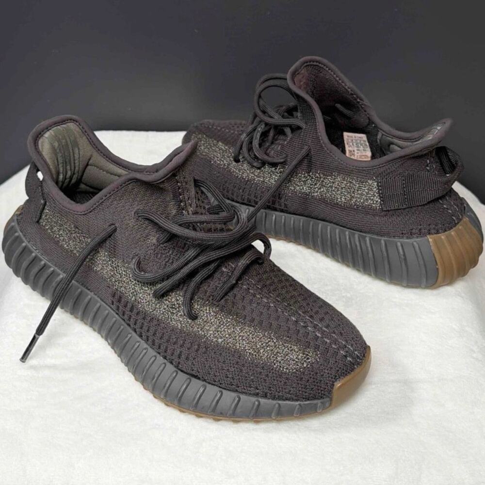 Yeezy Boost 350 V2 “Cinder Reflective” | FY4176 | 8.5M